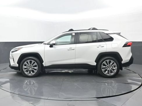 Used 2024 Toyota RAV4 XLE Premium FWD image 21