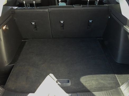 Used 2025 Chevrolet Trax LT image 30