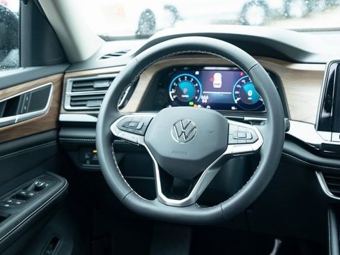 New 2026 Volkswagen Atlas SE image 30
