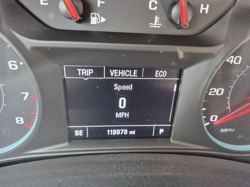 Used 2021 Chevrolet Malibu LT image 21