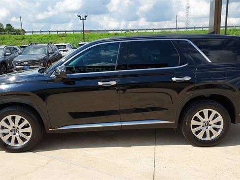 Used 2025 Hyundai Palisade SE image 6