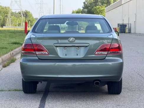 Used 2005 Lexus ES 330 w/ Preferred Accessory Pkg FWD image 8