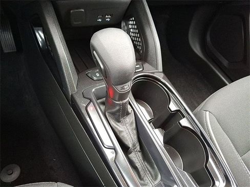 Used 2024 Chevrolet TrailBlazer LT image 12