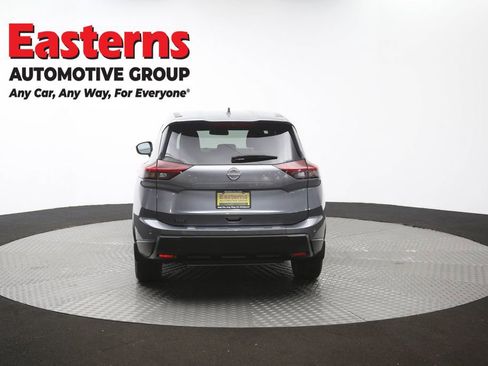 Used 2024 Nissan Rogue SV AWD/4WD image 38