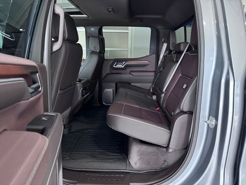 Certified 2025 GMC Sierra 1500 Denali w/ Denali Reserve Package AWD/4WD image 15