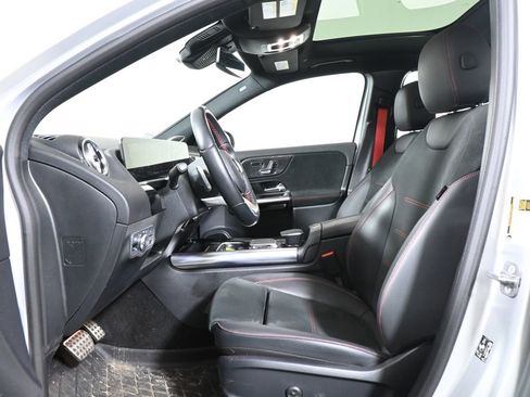 Used 2023 Mercedes-Benz GLA 35 AMG 4MATIC image 3