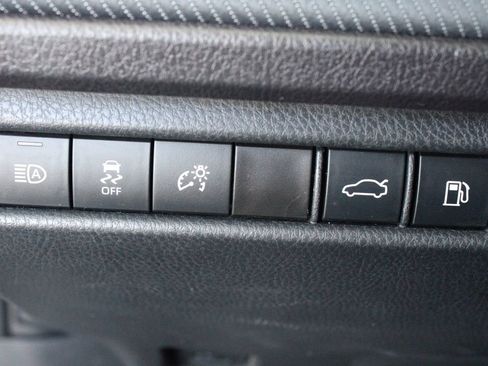 Certified 2025 Toyota Camry SE FWD image 25
