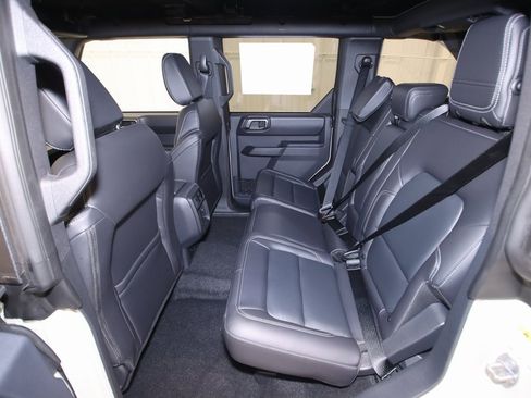 New 2025 Ford Bronco Outer Banks image 12