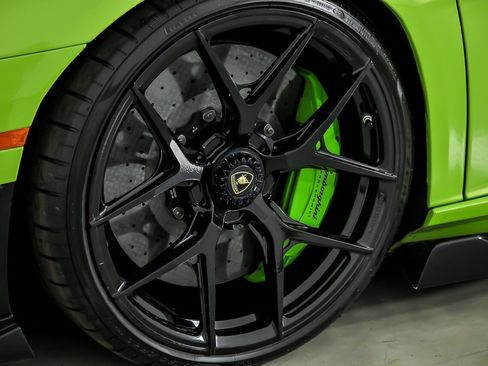 Used 2019 Lamborghini Aventador SVJ AWD/4WD image 20