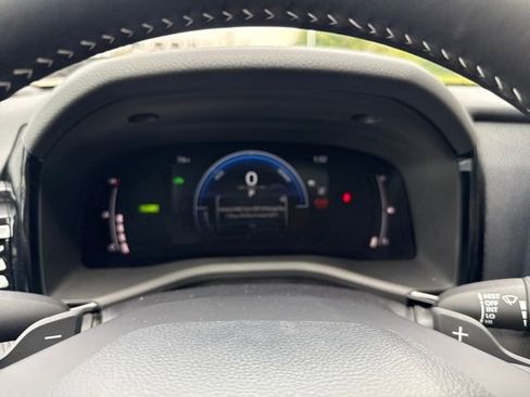 New 2026 Toyota Camry SE image 15