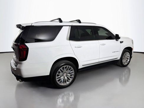 Used 2024 GMC Yukon Denali AWD/4WD image 4