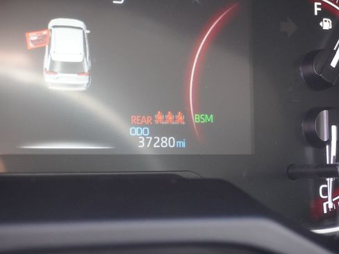 Certified 2023 Toyota RAV4 LE FWD image 8