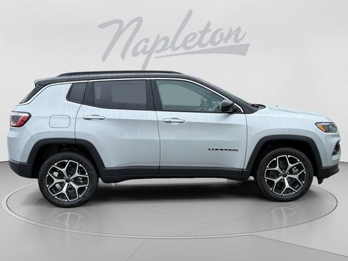 New 2026 Jeep Compass Limited AWD/4WD image 6