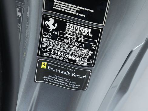 Used 2021 Ferrari F8 Tributo RWD image 40
