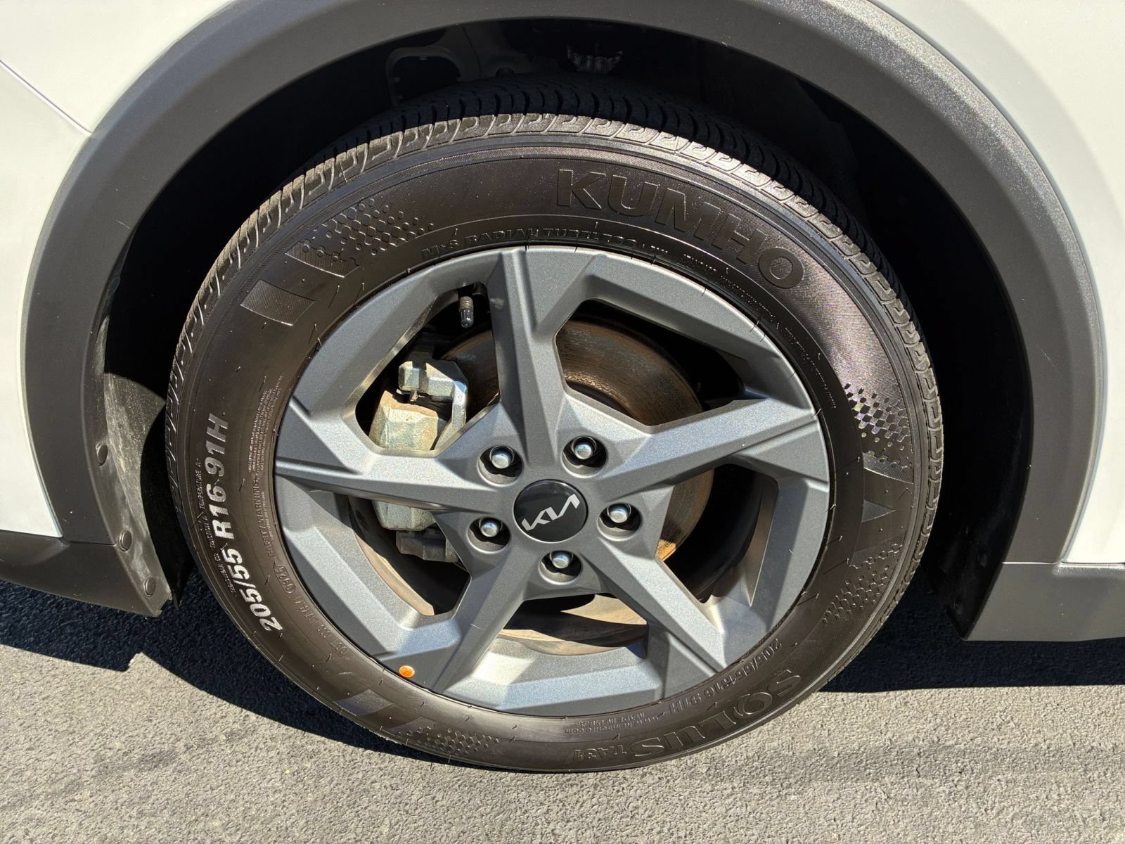 Used 2025 Kia K4 FWD image 26