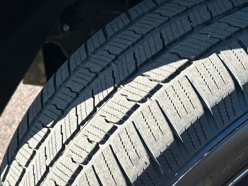 Used 2023 GMC Sierra 1500 SLE image 29