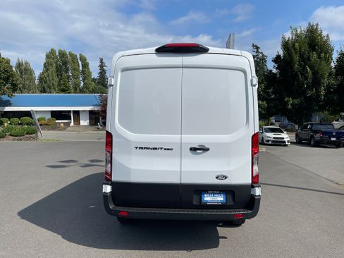 New 2026 Ford Transit 250 148 Medium Roof RWD image 12