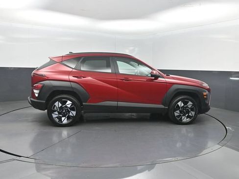 Used 2024 Hyundai Kona SEL AWD/4WD image 34