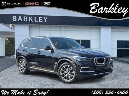 Used 2022 BMW X5 sDrive40i w/ Premium Package RWD image 1