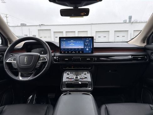 Certified 2023 Lincoln Nautilus Reserve w/ Equipment Group 201A image 18