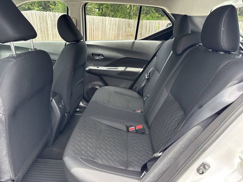 Used 2023 Nissan Kicks SV w/ Exterior Package FWD image 10