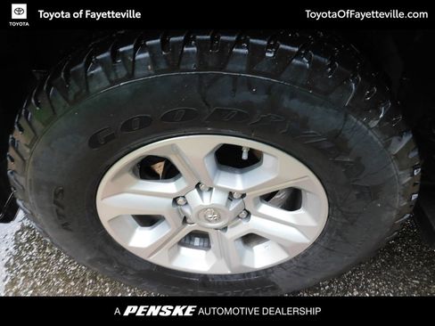 Used 2021 Toyota 4Runner SR5 AWD/4WD image 8