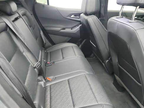 Used 2026 Chevrolet Equinox LT w/ Convenience Package II FWD image 25