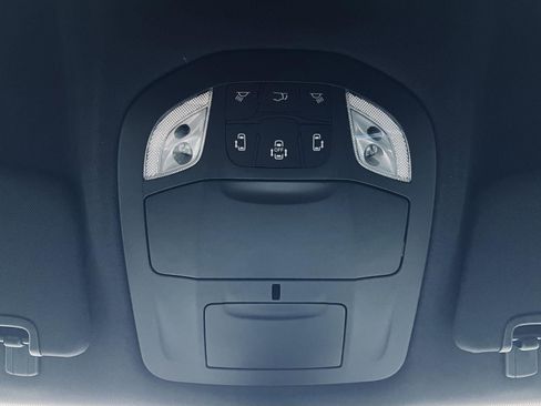 New 2026 Chrysler Pacifica Select image 32