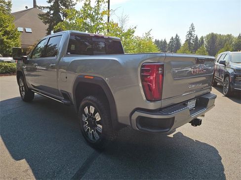 New 2025 GMC Sierra 3500 Denali w/ Denali Reserve Package image 5
