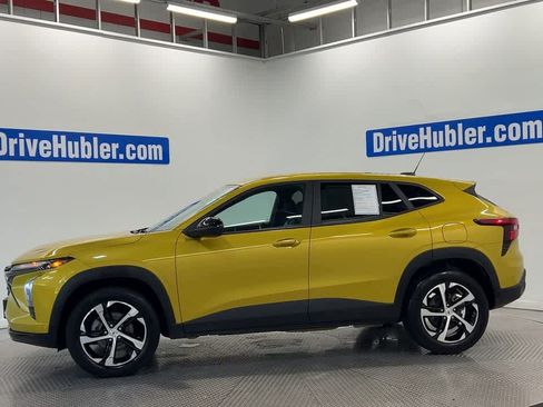 Used 2024 Chevrolet Trax RS w/ Driver Confidence Package FWD image 7