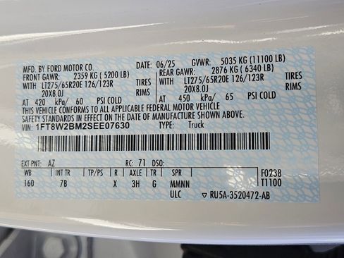 New 2025 Ford F250 Platinum image 23