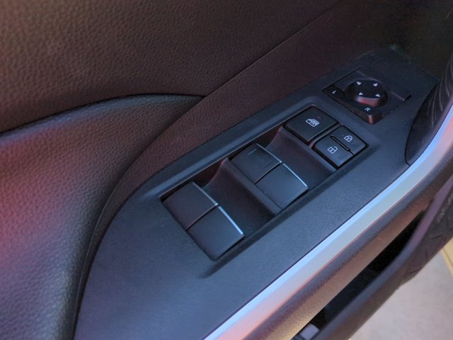 Used 2019 Toyota RAV4 XLE Premium w/ Cold Weather Package AWD/4WD image 12