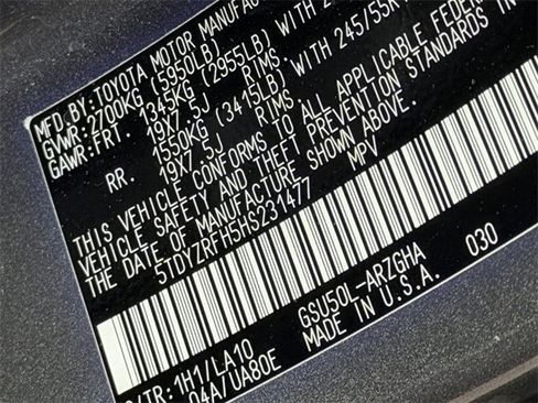 Used 2017 Toyota Highlander Limited image 10