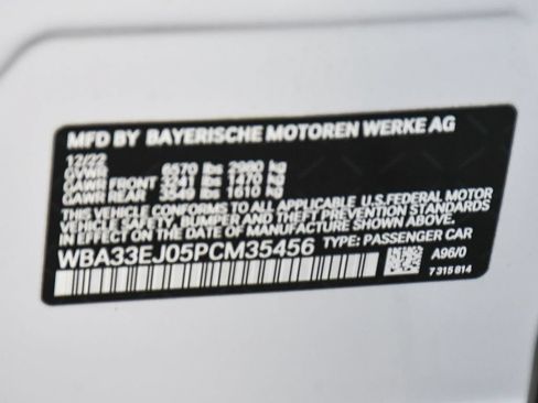 Used 2023 BMW 760i xDrive AWD/4WD image 28