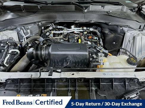 Used 2023 Ford Explorer XLT w/ Equipment Group 202A AWD/4WD image 31