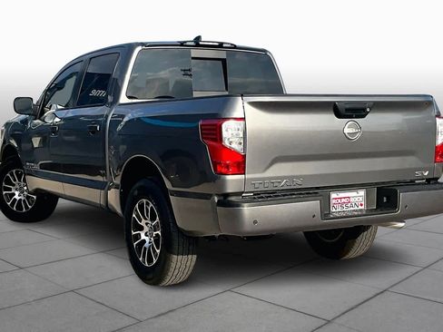 Used 2024 Nissan Titan SV image 11