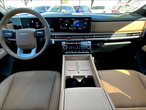 Used 2026 Hyundai Santa Fe Calligraphy image 9