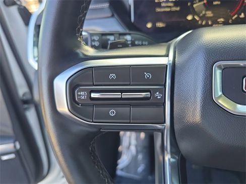 Certified 2025 GMC Acadia Elevation image 23