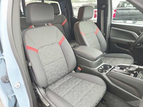 New 2025 Chevrolet Colorado Z71 AWD/4WD image 15