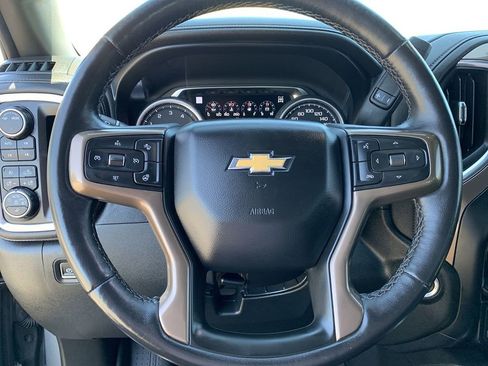 Used 2021 Chevrolet Silverado 1500 High Country w/ Technology Package image 19