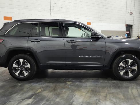 Used 2023 Jeep Grand Cherokee 4WD 4xe image 20