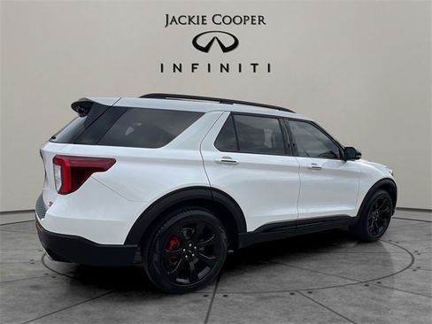 Used 2023 Ford Explorer ST w/ Equipment Group 401A image 5