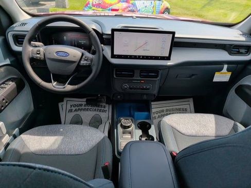 New 2026 Ford Maverick XLT AWD/4WD image 4
