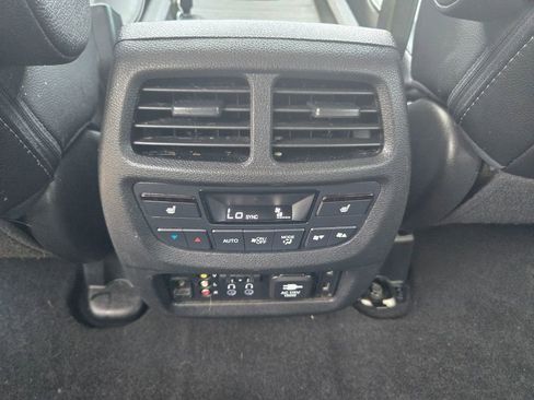 Used 2018 Honda Pilot Elite image 10