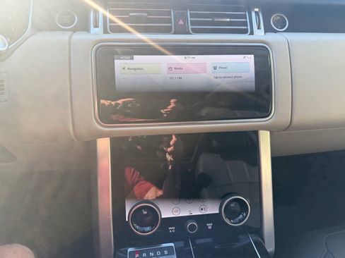 Used 2018 Land Rover Range Rover HSE AWD/4WD image 14