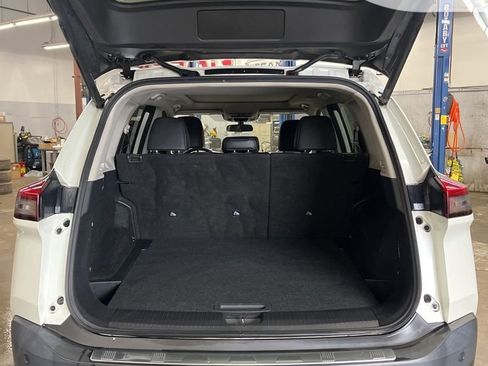 Used 2021 Nissan Rogue SV w/ Premium Package AWD/4WD image 34