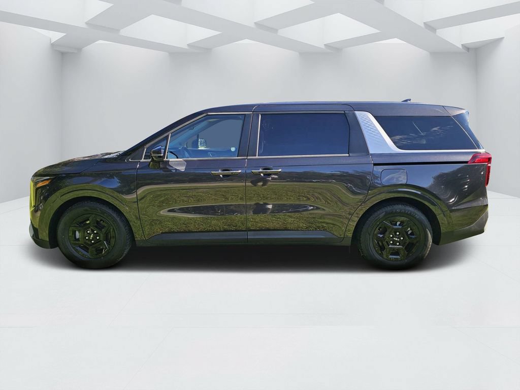 Used 2025 Kia Carnival FWD image 6