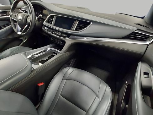 Used 2023 Buick Enclave Premium w/ LPO, Touring Package image 20