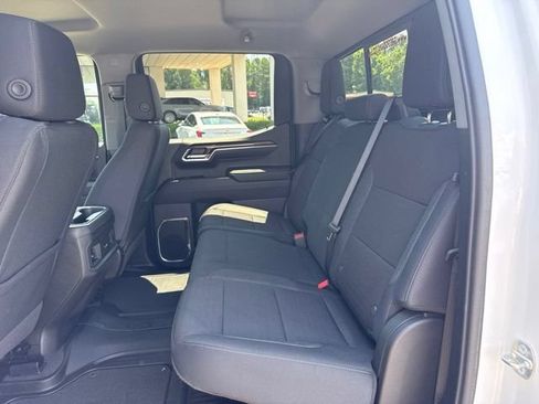 Used 2024 Chevrolet Silverado 1500 RST w/ Convenience Package II RWD image 6