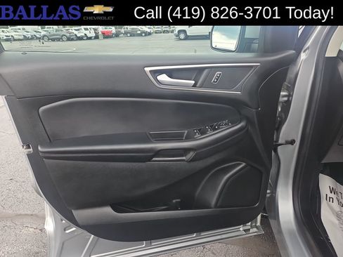 Used 2023 Ford Edge SEL AWD/4WD image 23